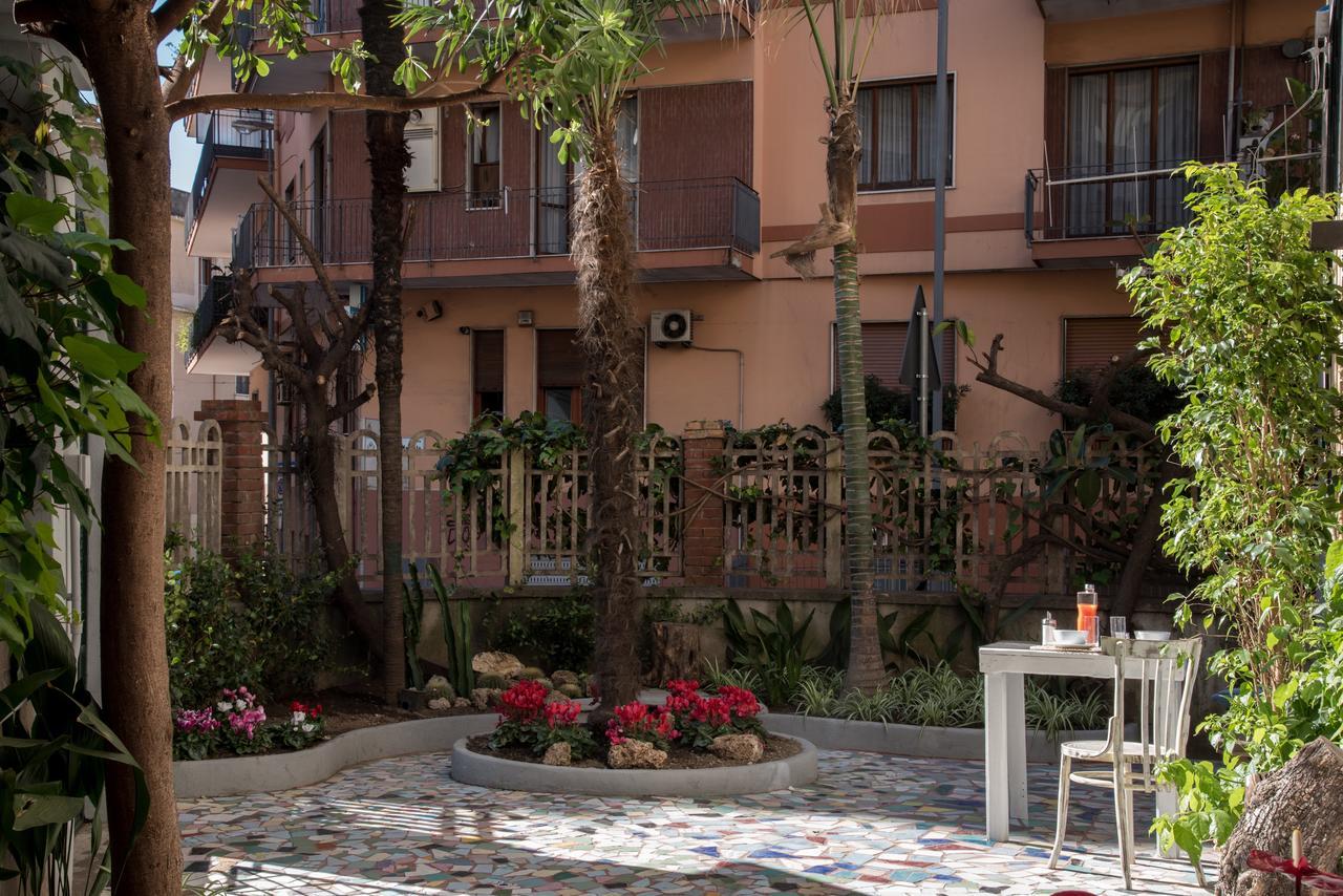 Villino Teresa Bed & Breakfast Salerno Bagian luar foto