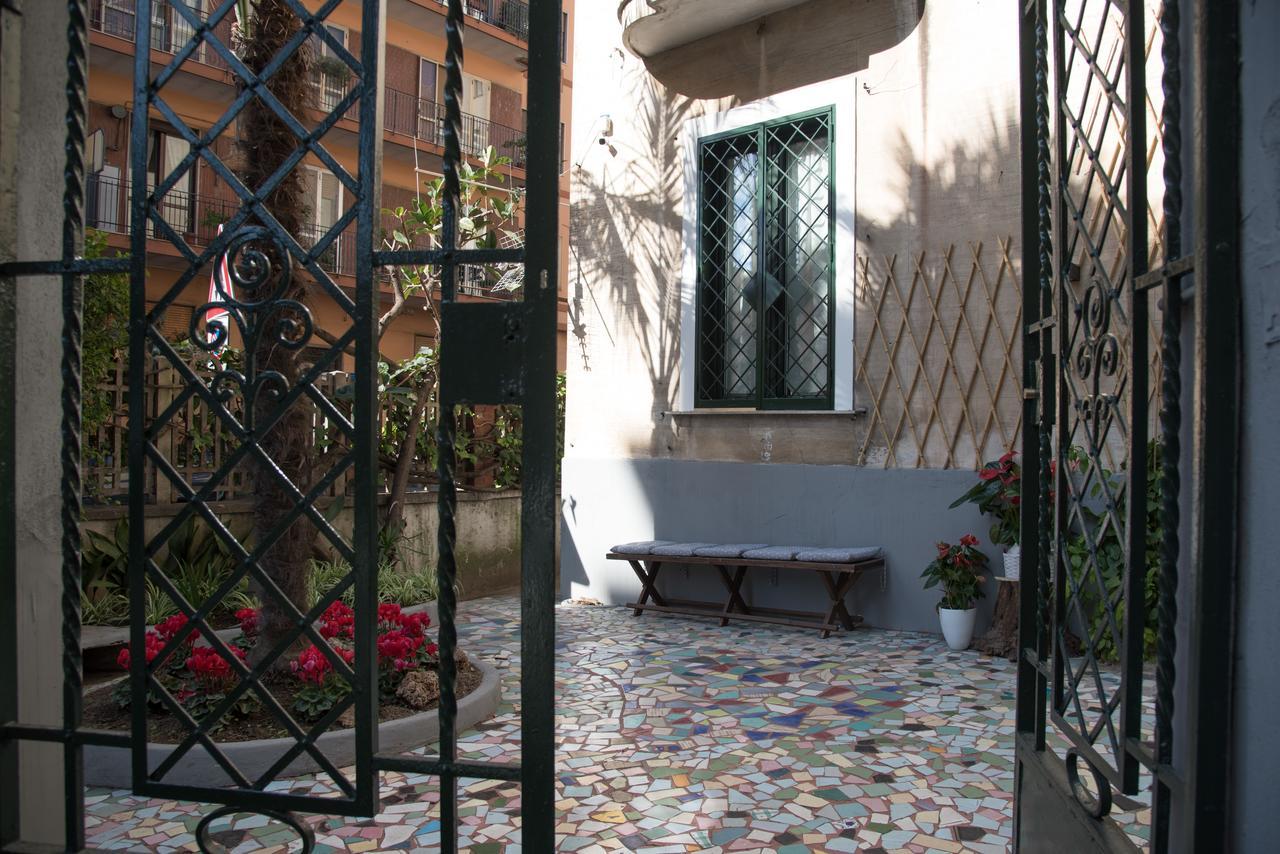 Villino Teresa Bed & Breakfast Salerno Bagian luar foto
